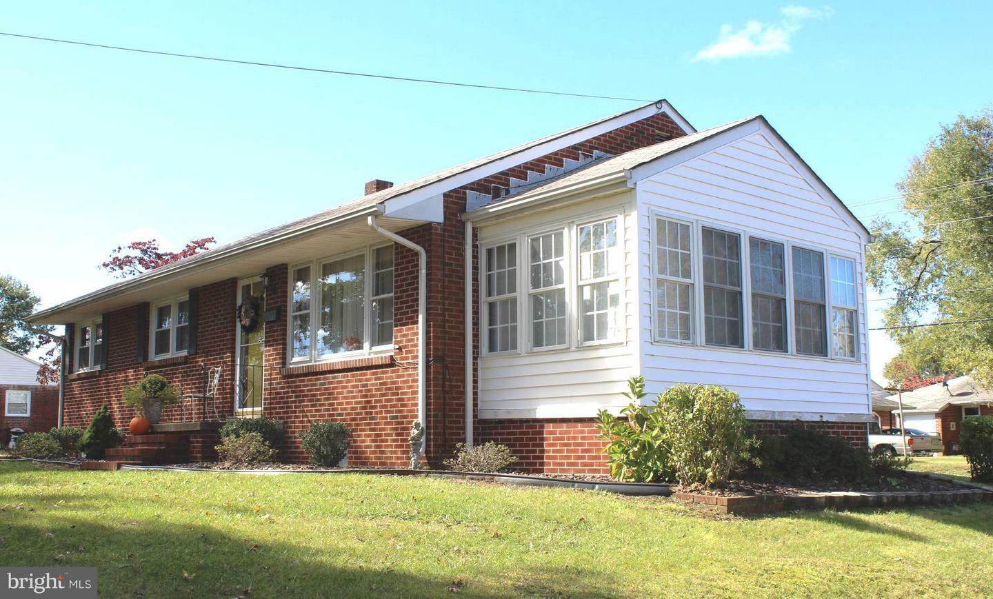 Property Photo:  501 Woodford Street  VA 22401 