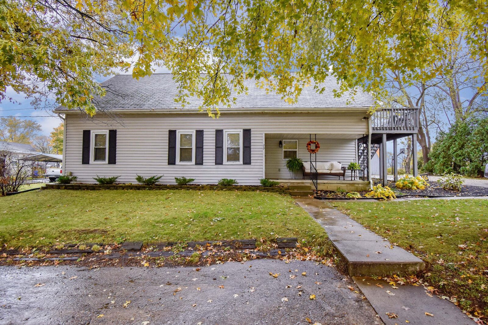 Property Photo:  29 West Street  OH 43018 