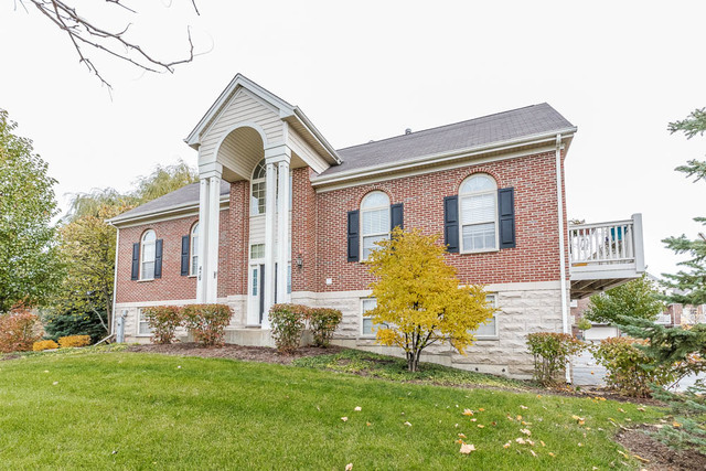 Property Photo:  459 Prestwick Lane  IL 60090 