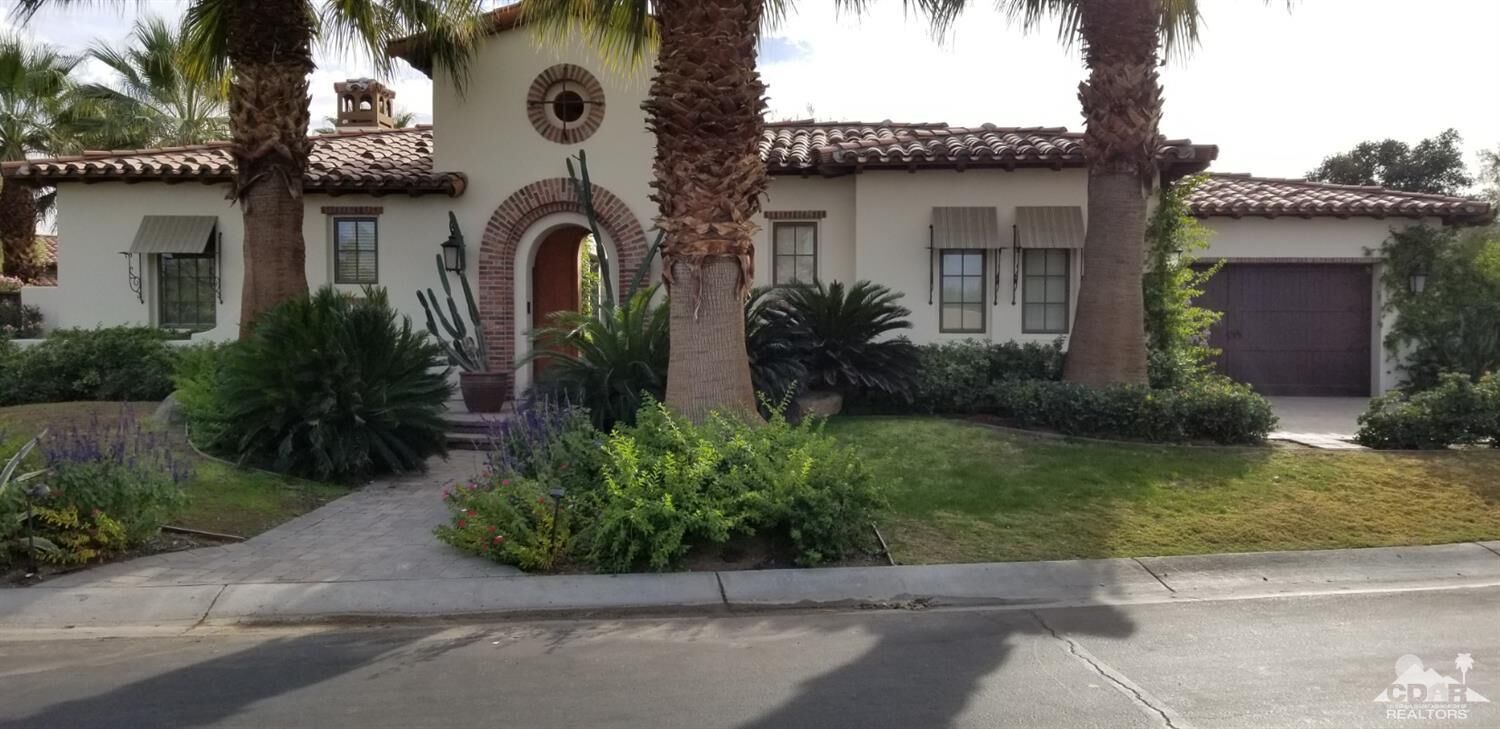 Property Photo: 76417 S Via Saturnia CA 92210