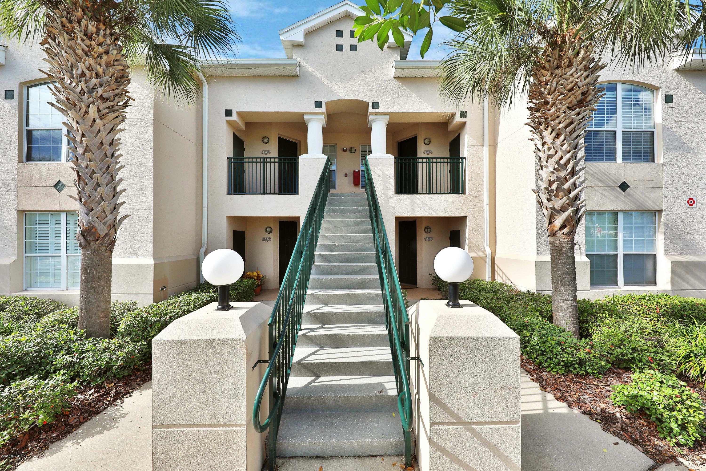 Property Photo: 1607 Prestwick Place FL 32086