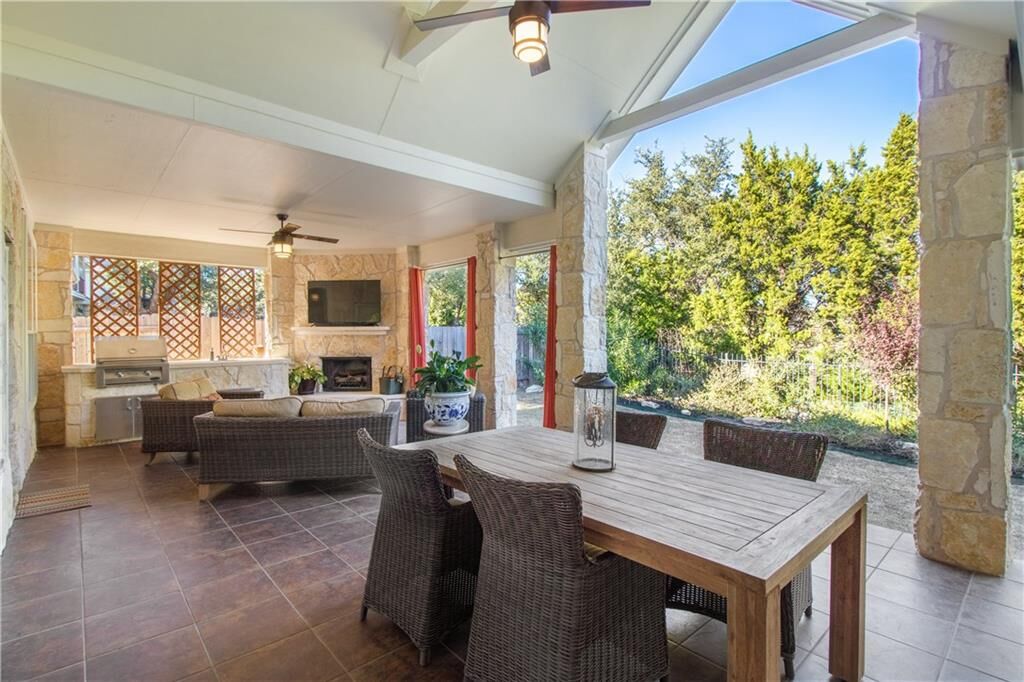 Property Photo: 12604 Belcara Place TX 78732