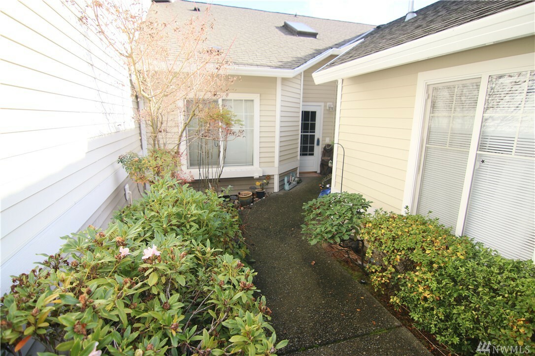 Property Photo:  21928 39th Place S 7-2  WA 98032 