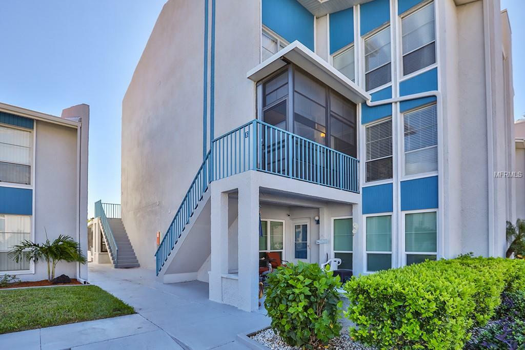 Property Photo:  315 Medallion Boulevard E  FL 33708 