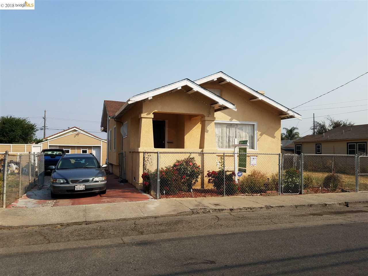 Property Photo:  1029 107th Ave  CA 94603 