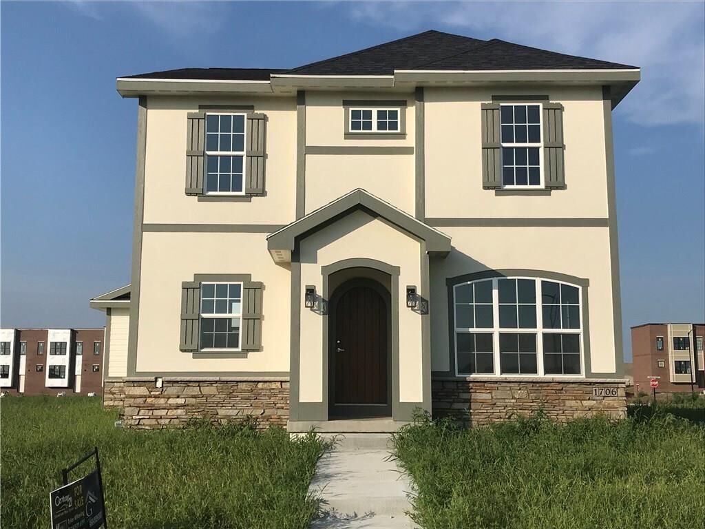 Property Photo:  1706 SW Franklin Drive  IA 50023 