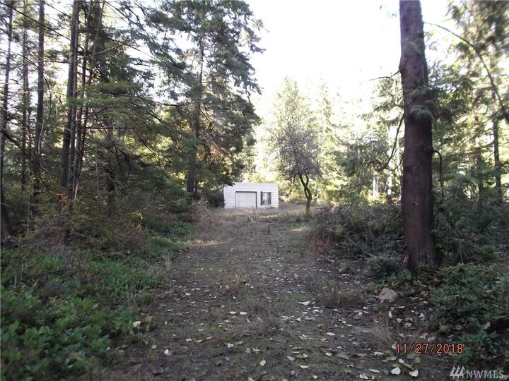 3955 Gregsmith Drive  Clinton WA 98236 photo