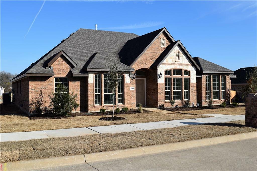 Property Photo:  209 Wellington Drive  TX 75115 