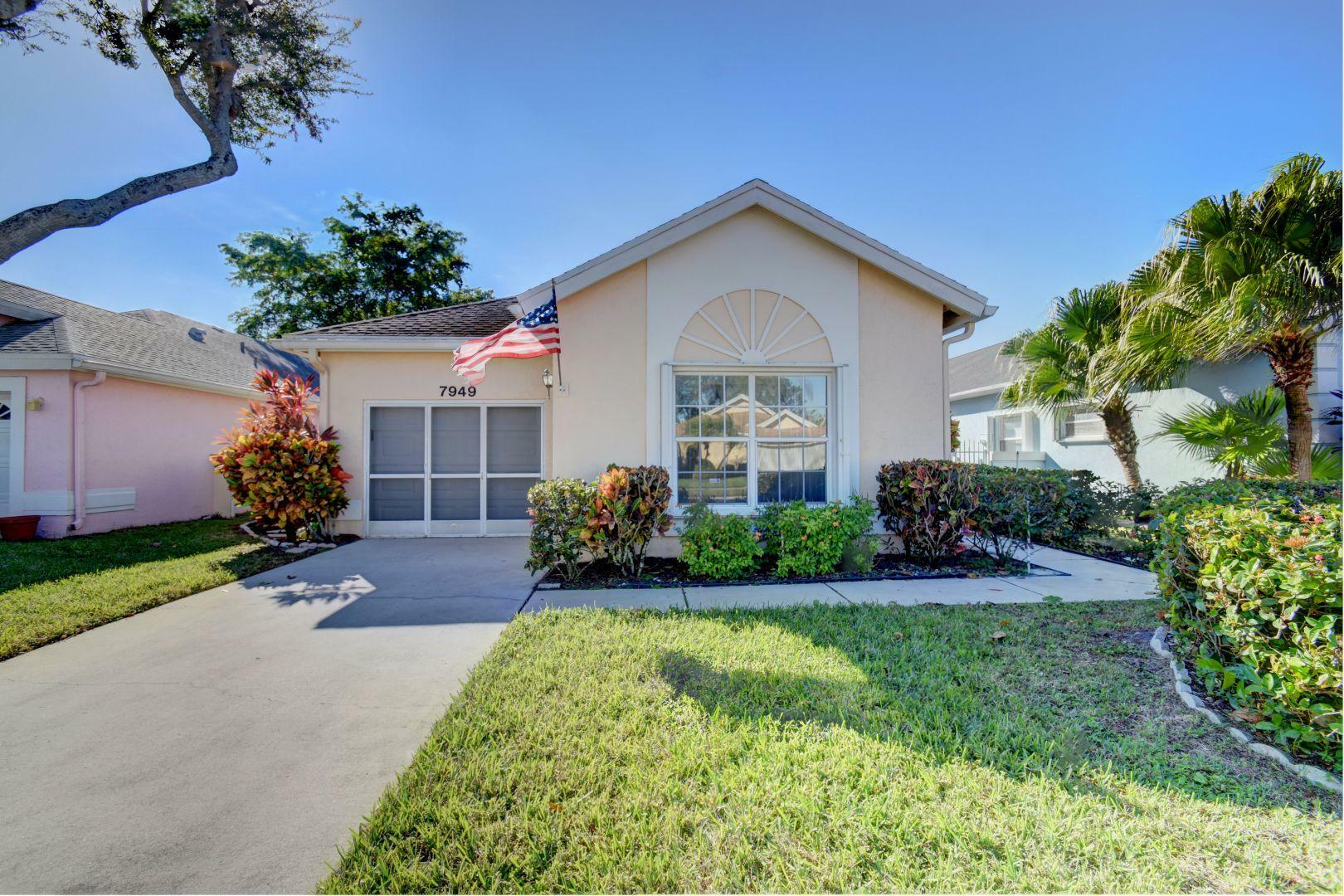 Property Photo: 7949 Mansfield Hollow Road FL 33446