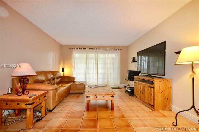 Property Photo:  10441 Mahogany Key Cir 108  FL 33196 