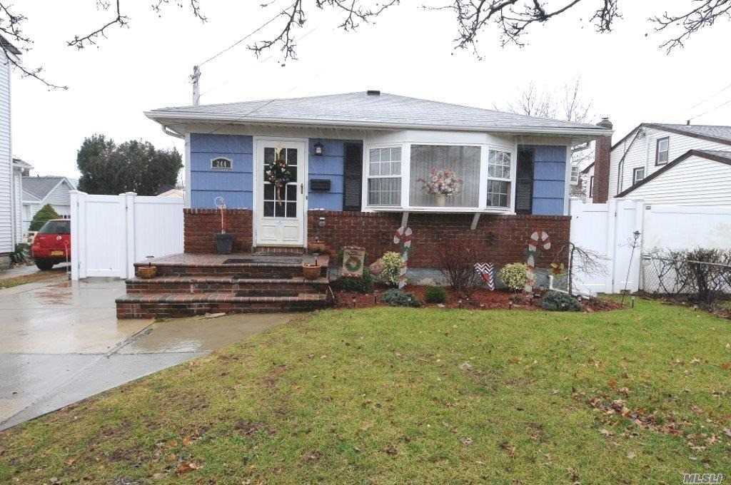 244 Boundary Avenue  Massapequa NY 11758 photo