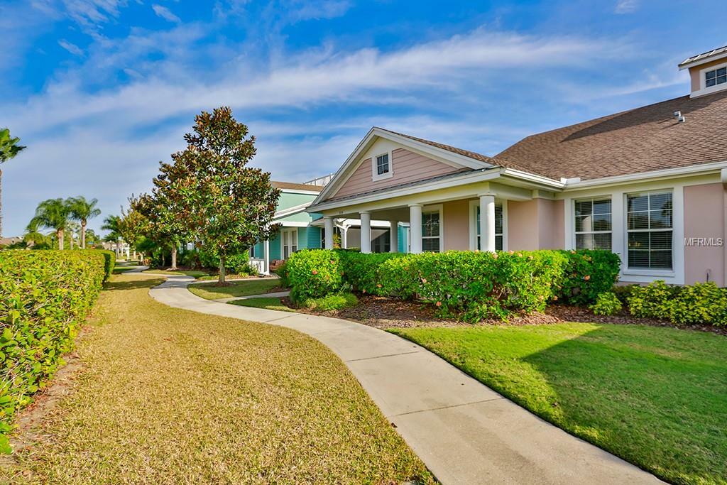 Property Photo: 304 Latitude Place FL 33572