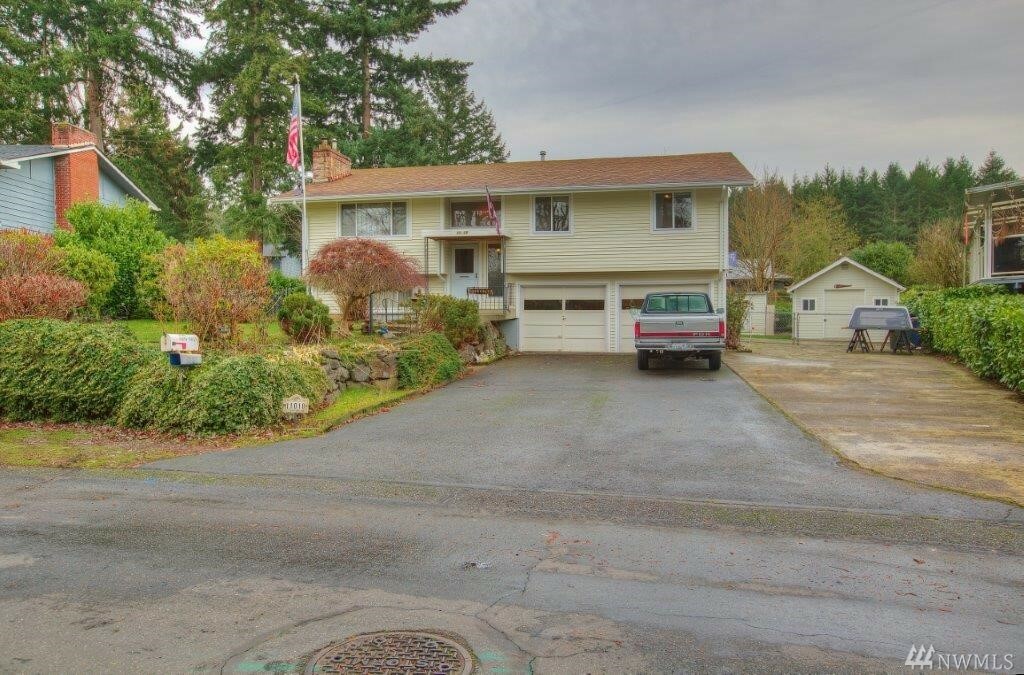 Property Photo: 11010 110th St SW WA 98498