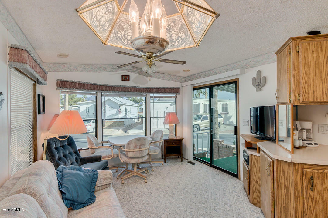 Property Photo: 2922 S Cree Drive AZ 85119
