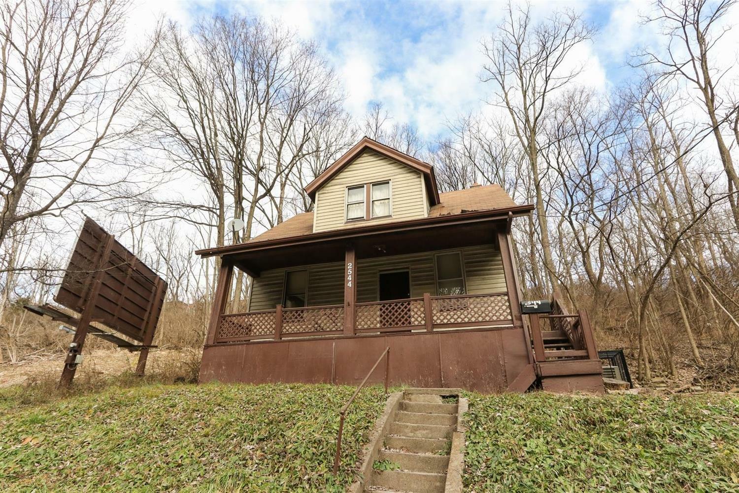 Property Photo: 2544 Queen City Avenue OH 45238