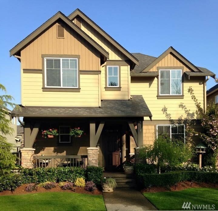 Property Photo:  9412 Frontier Ave SE  WA 98065 