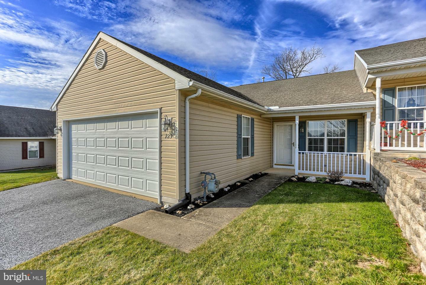 Property Photo:  123 Furlong Way  PA 17356 