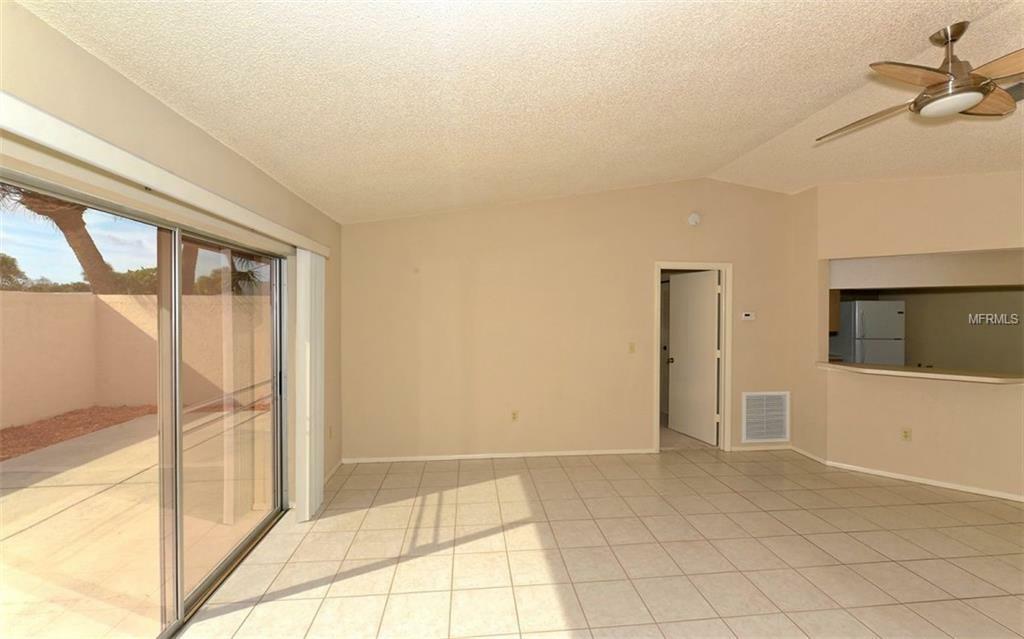 Property Photo:  4023 Center Pointe Place 3A  FL 34233 