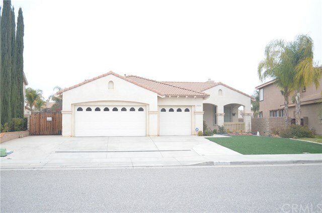 Property Photo:  28884 Galaxy Way  CA 92586 