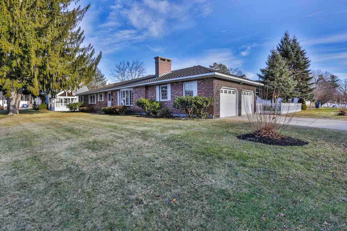 Property Photo: 12 Oakland Street NH 03060