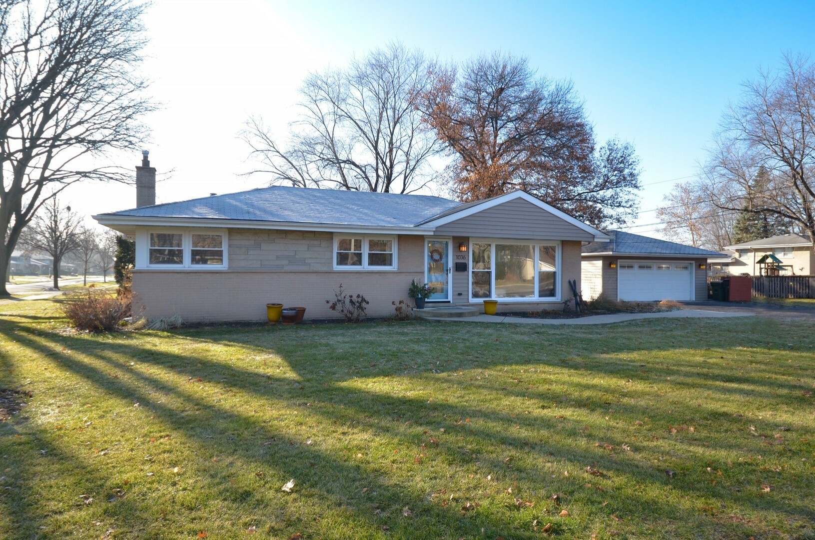 Property Photo:  1036 North Gibbons Avenue  IL 60004 