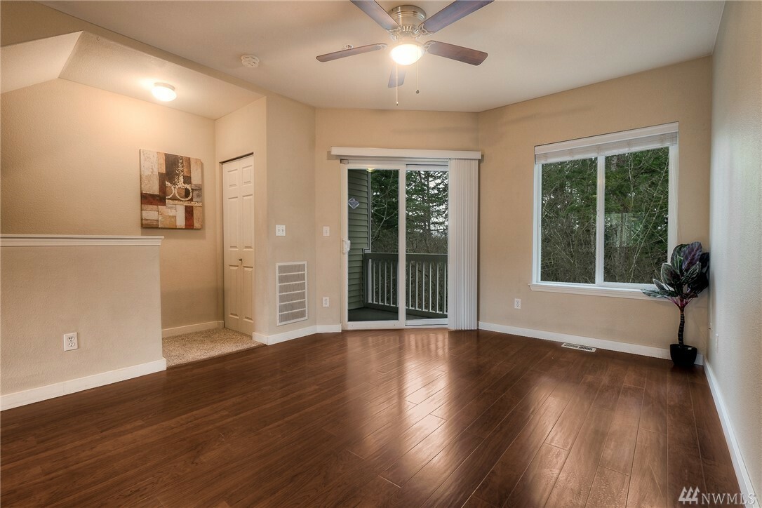 Property Photo: 17812 75th Ave E WA 98375