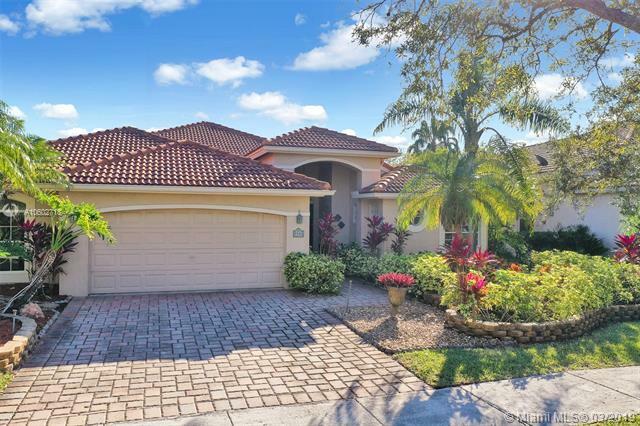 Property Photo: 1106 Ginger Cir FL 33326