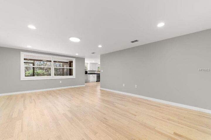 Property Photo:  10321 Indian Mound Drive  FL 34654 