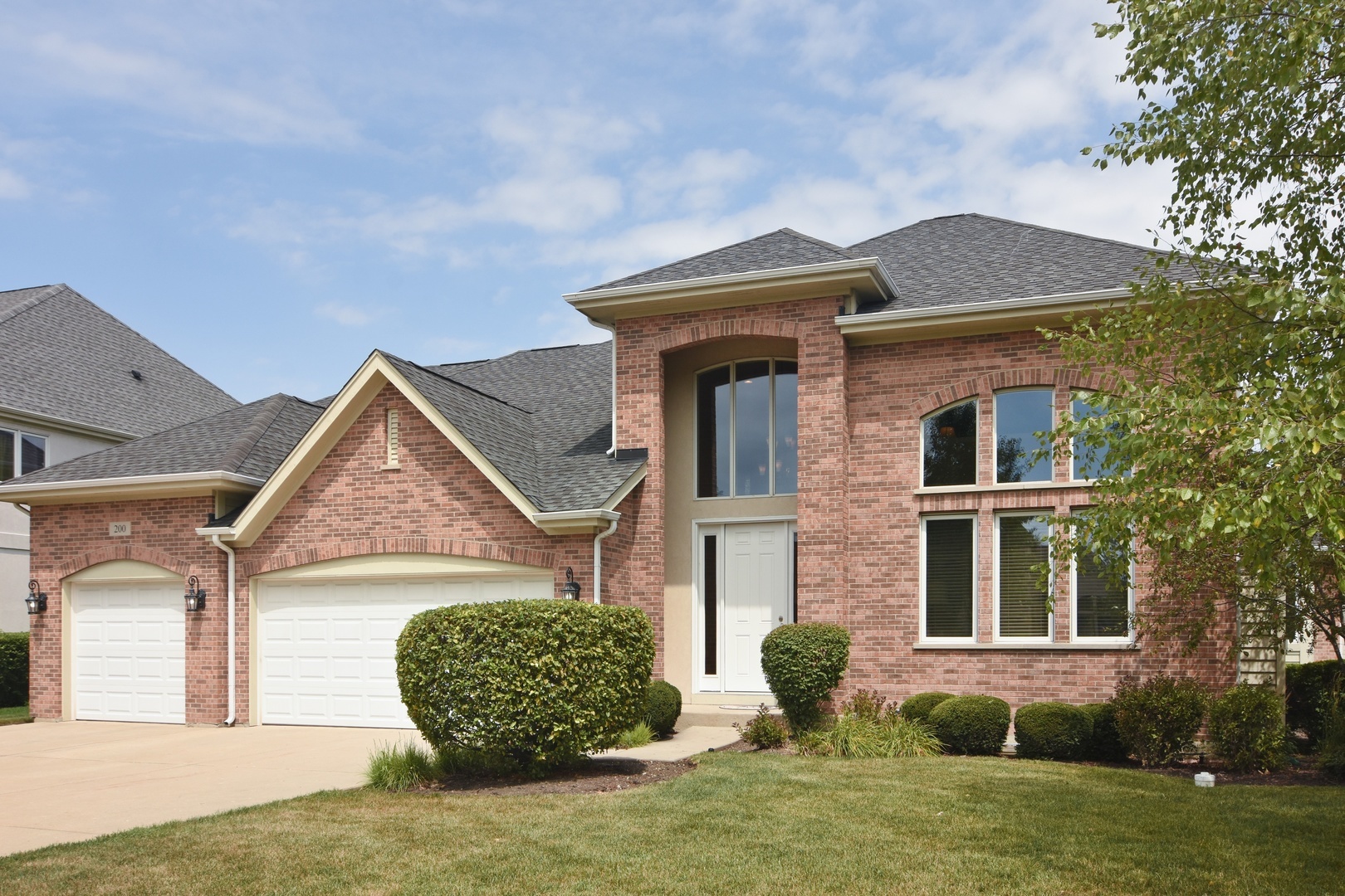 Property Photo: 200 Jacobs Court IL 60089