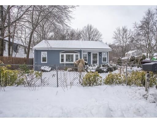 Property Photo:  5 Dale Road  MA 02343 