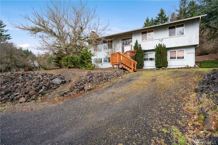 Property Photo: 121 Panorama Dr WA 98532