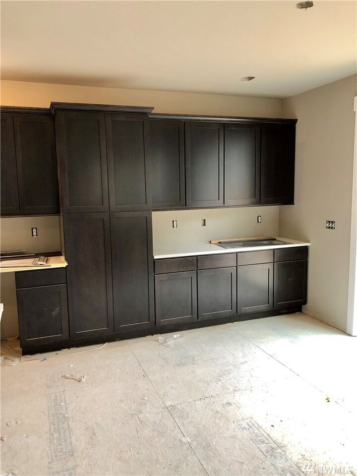 Property Photo:  1229 Nile Ave NE  WA 98059 