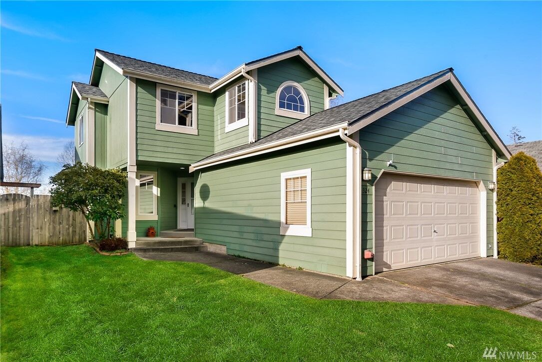 Property Photo:  324 84th Ave SE  WA 98258 