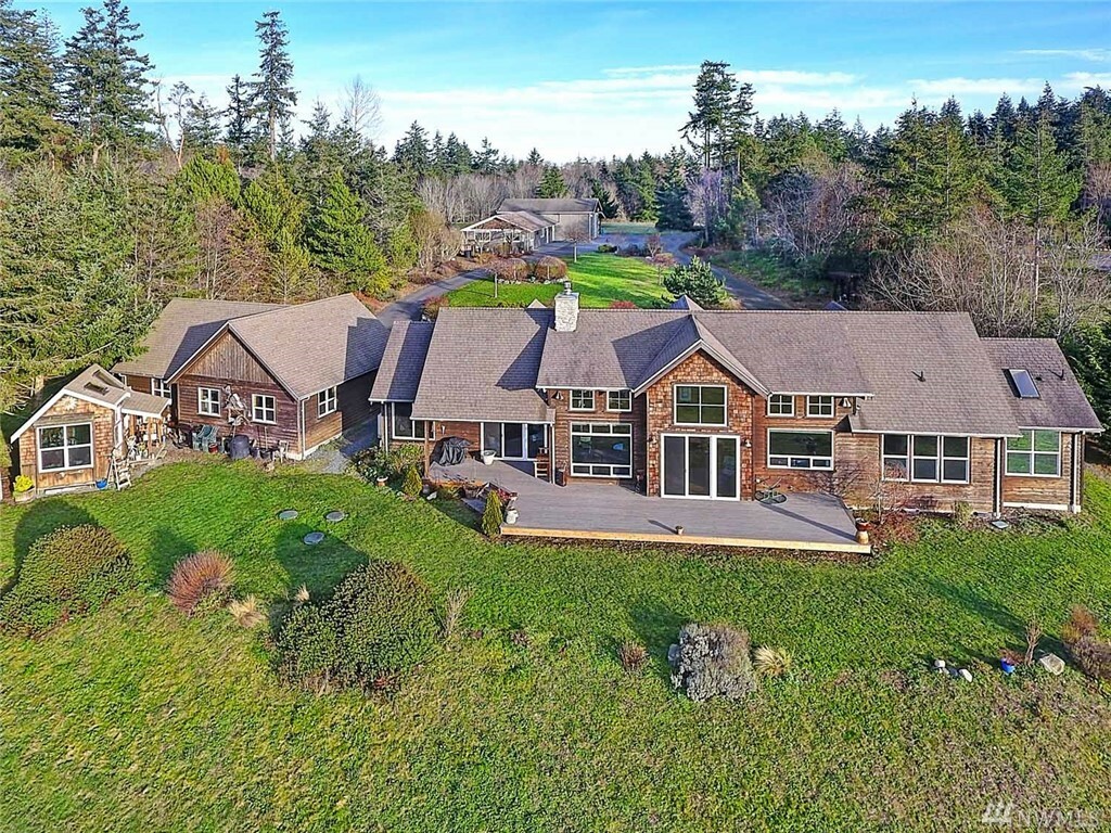 Property Photo:  1538 Wintercreek Lane  WA 98282 