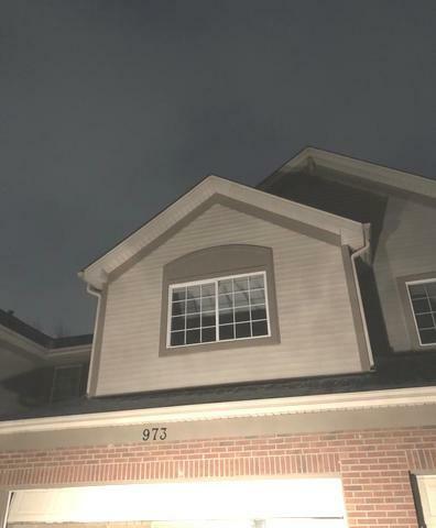 Property Photo: 973 Parkhill Circle 973 IL 60502