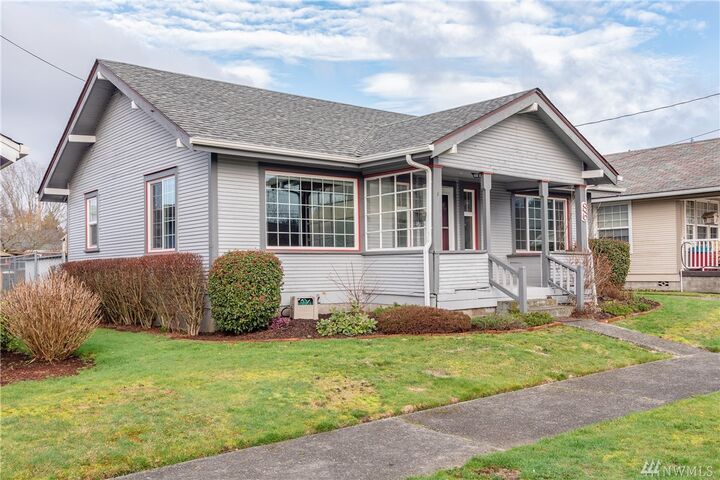 Property Photo:  86 SW 9th St  WA 98532 