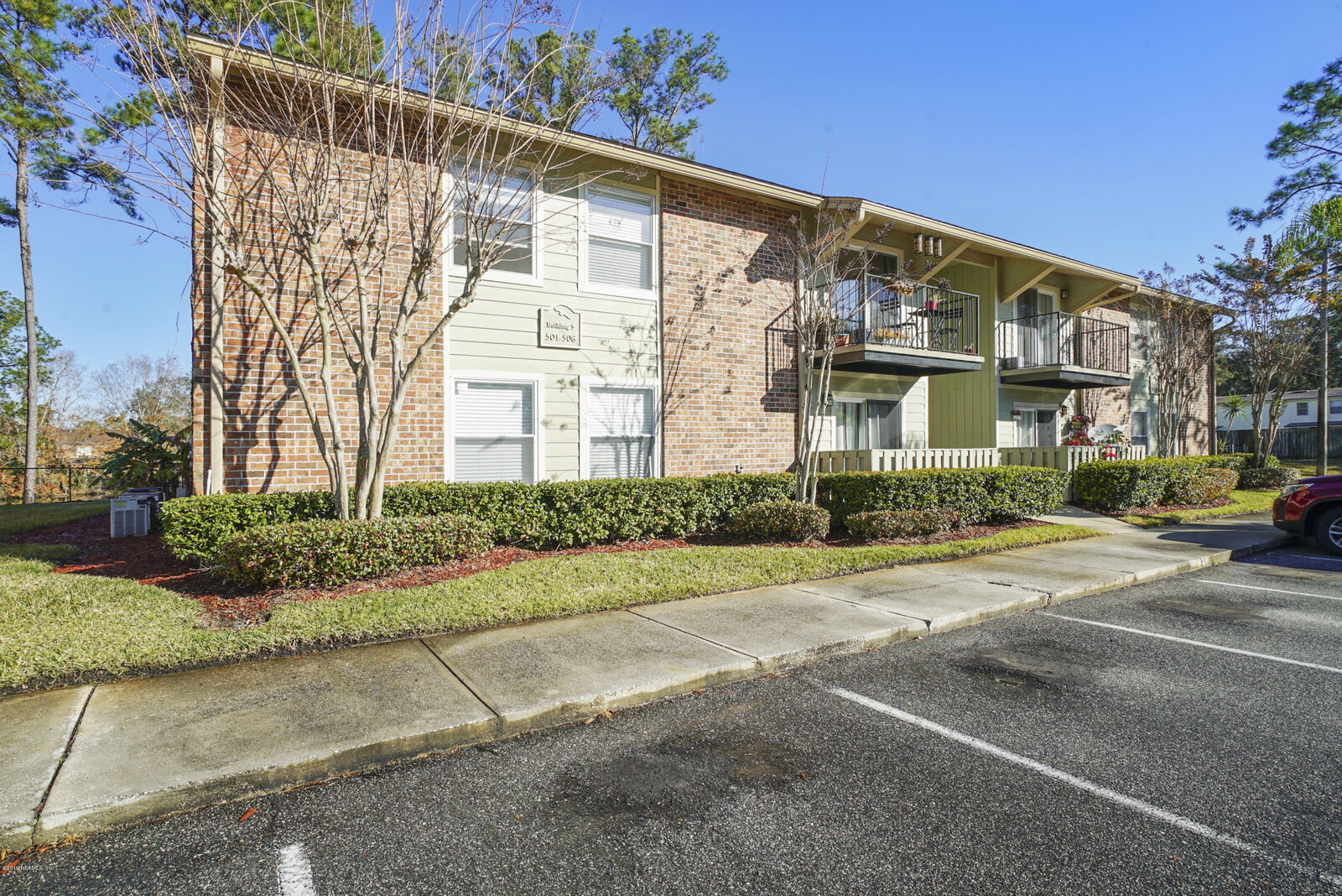 Property Photo: 3737 Loretto Road 501 FL 32223
