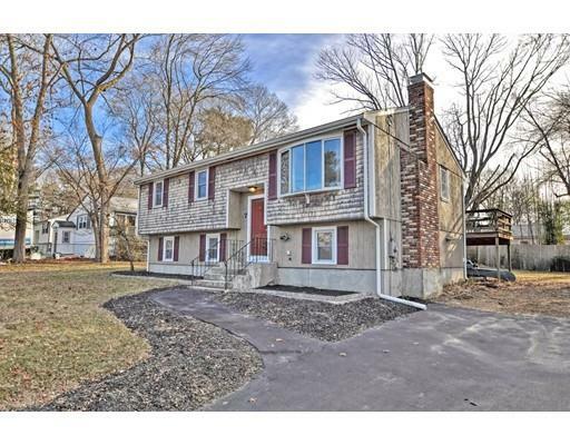 Property Photo: 7 N Lakeview Rd MA 02766