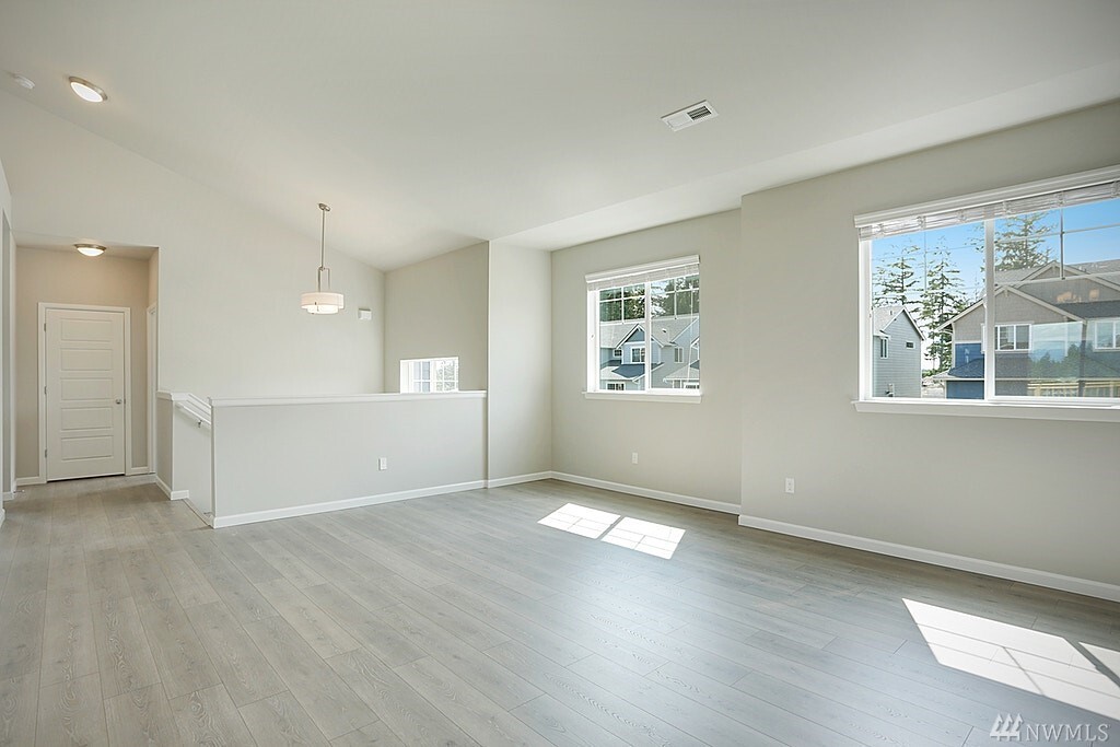 Property Photo: 9304 E D St WA 98445