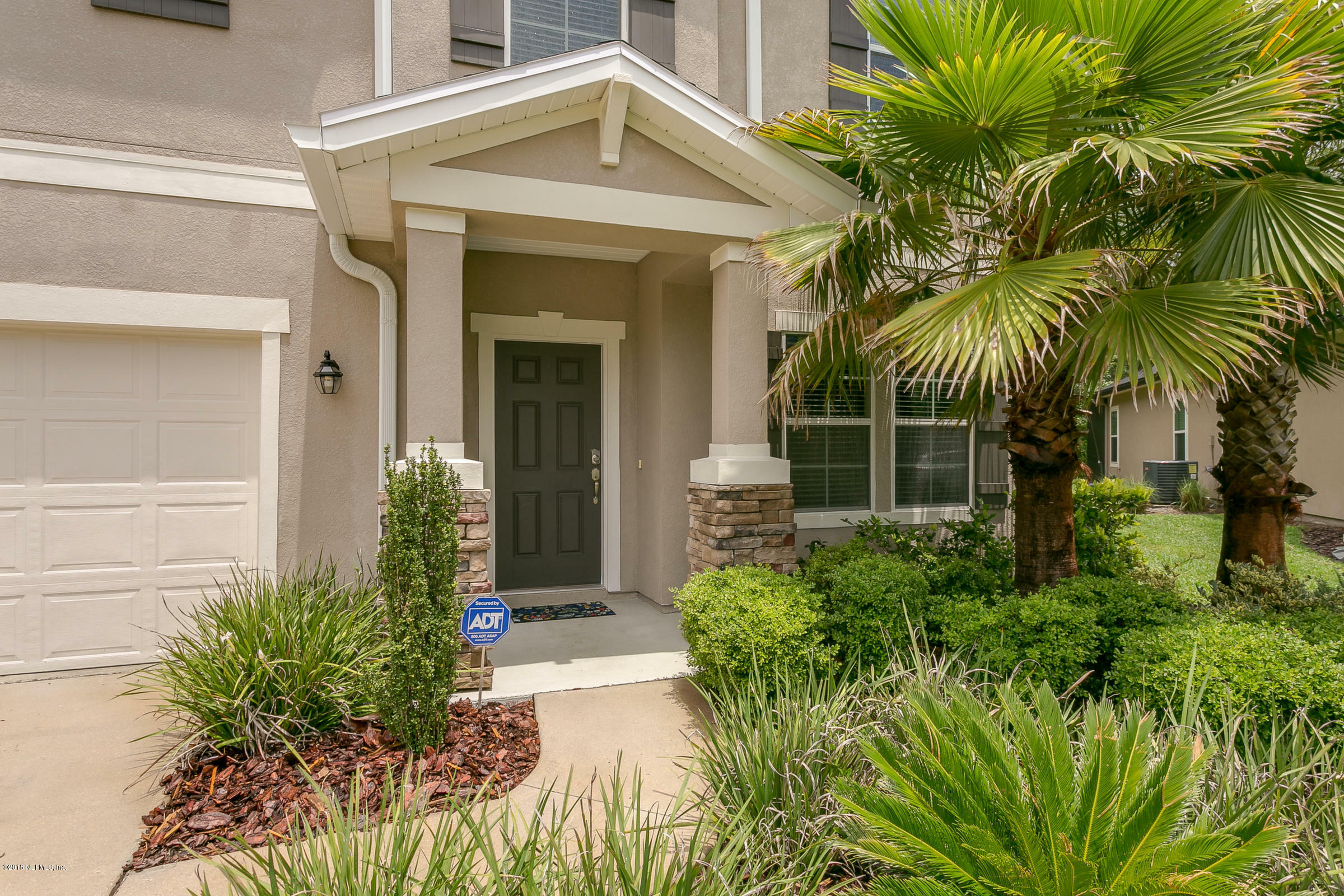 Property Photo: 4639 Maple Lakes Drive FL 32257