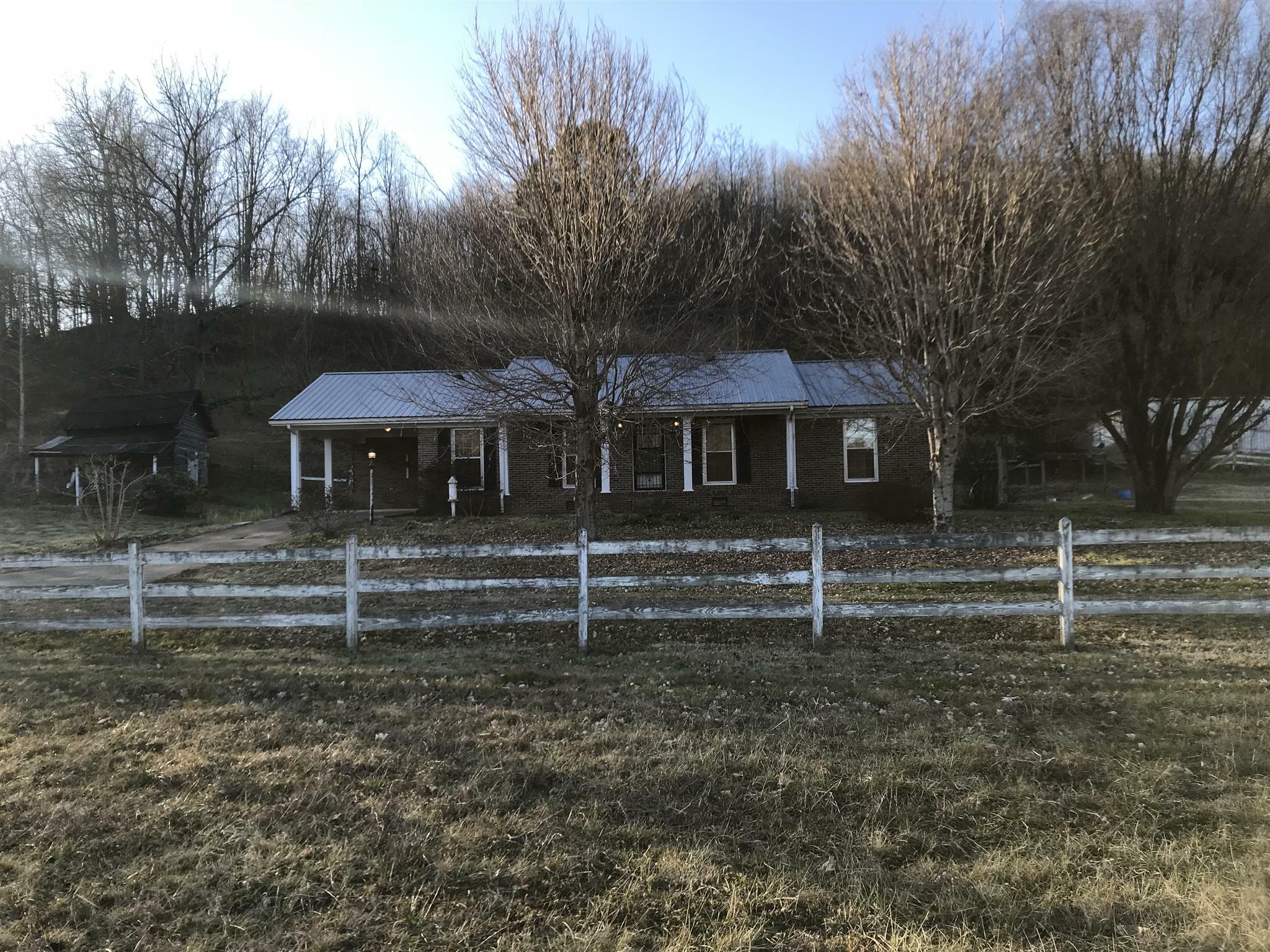 Property Photo: 101 Hayes Rd TN 38460