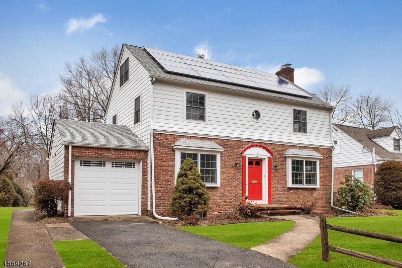 Property Photo:  65 Bellevue Ave  NJ 07003 