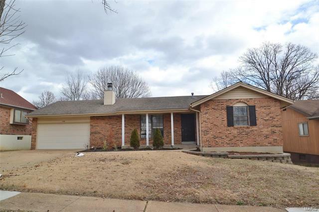 Property Photo: 726 Clairfield Drive 63026