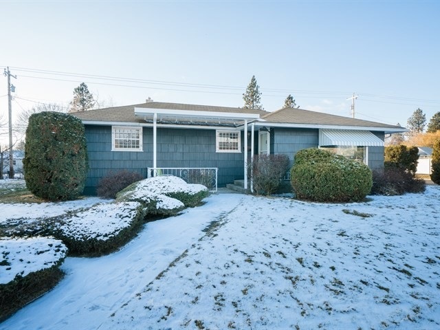 Property Photo:  5227 N Cedar St  WA 99205 