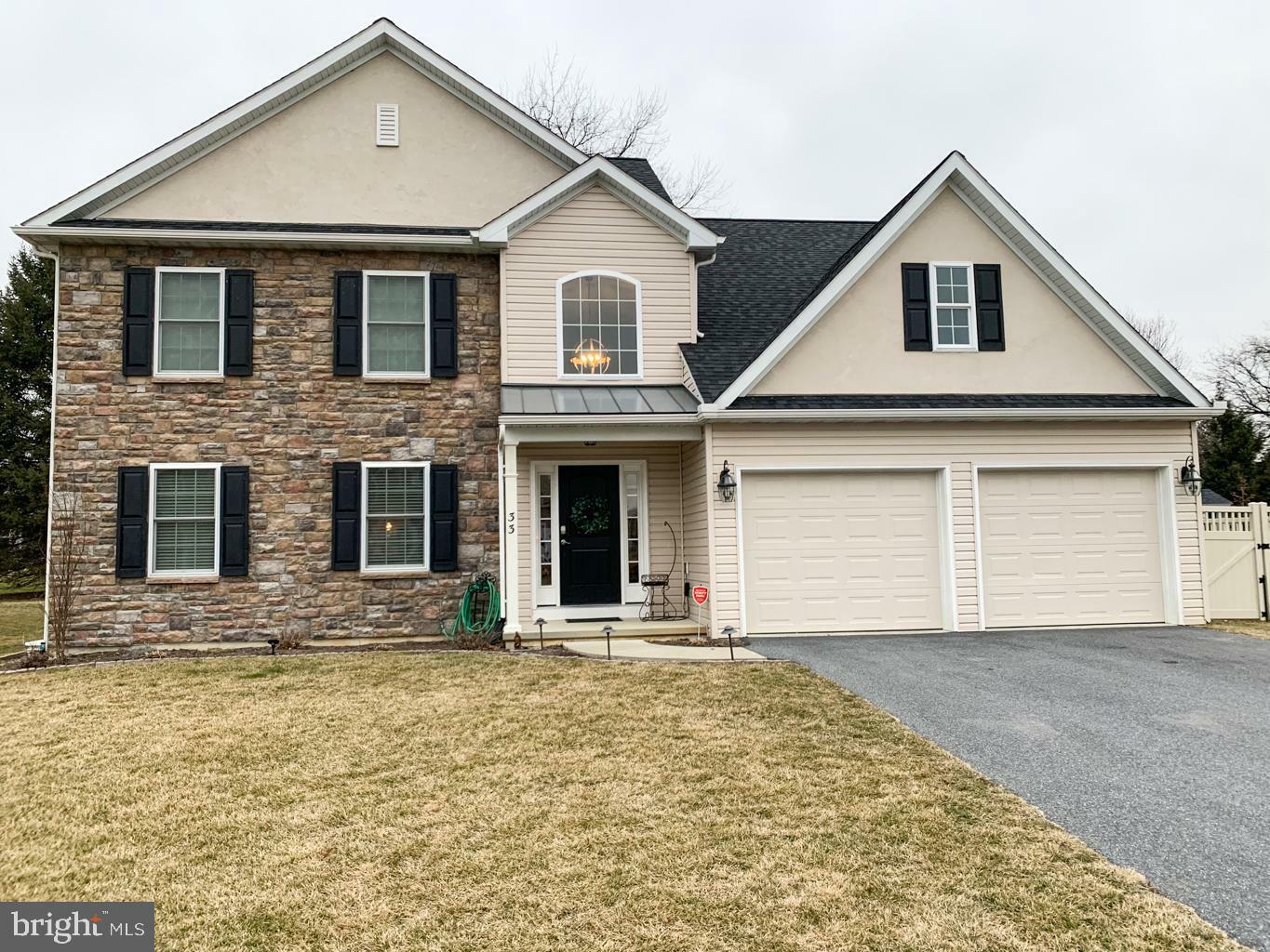 Property Photo:  33 Katherines Way  PA 17602 