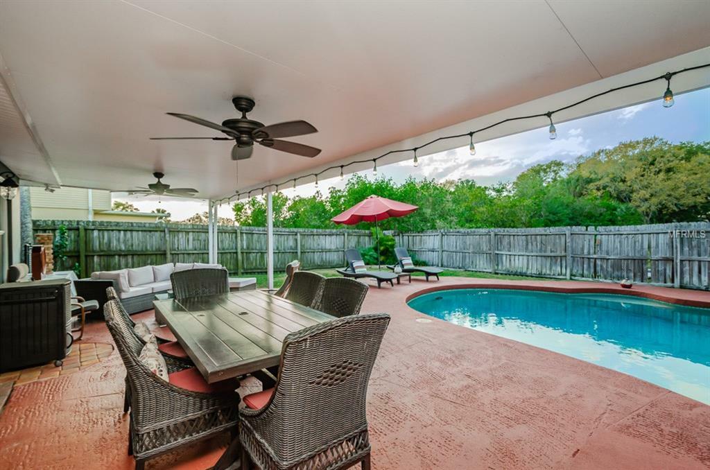 Property Photo:  8401 Sandstone Court  FL 33615 