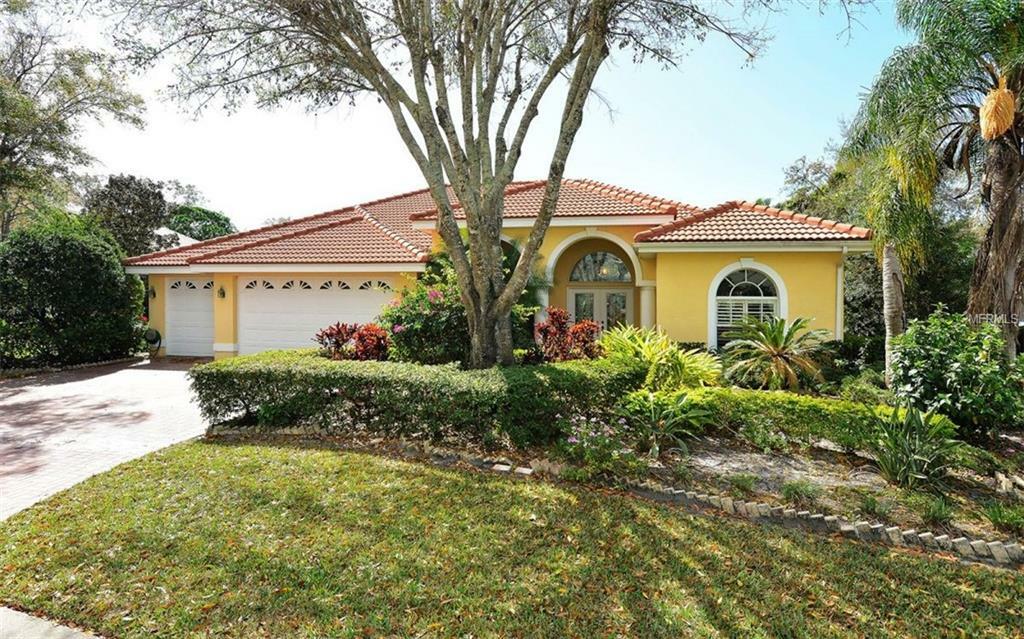 8676 Woodbriar Drive  Sarasota FL 34238 photo