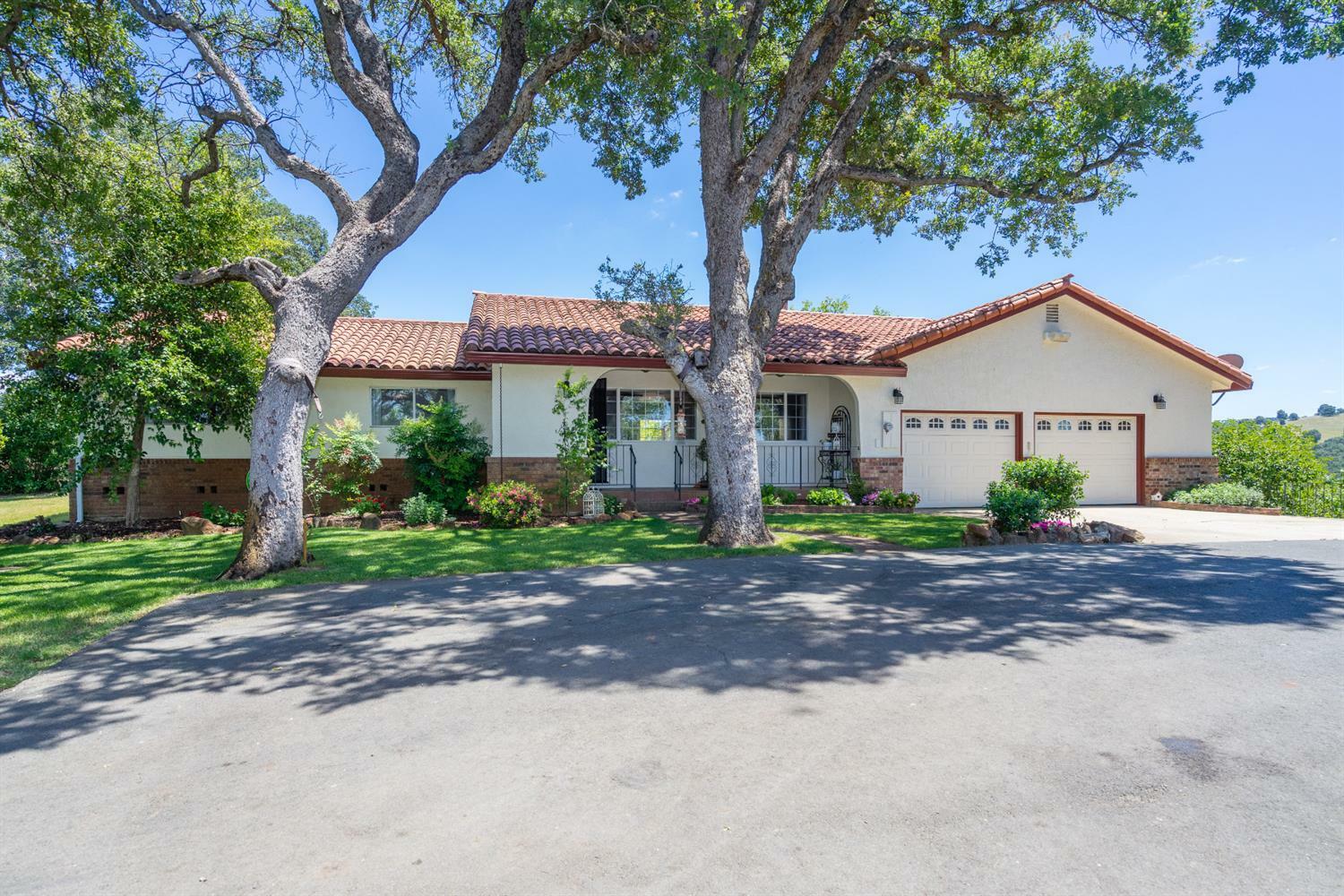 Property Photo:  15400 Vaira Ranch Road  CA 95699 