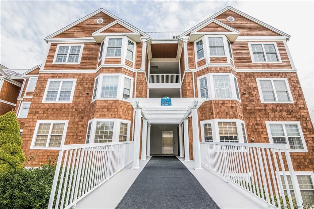 Property Photo:  10 Hayestown Road 36  CT 06811 