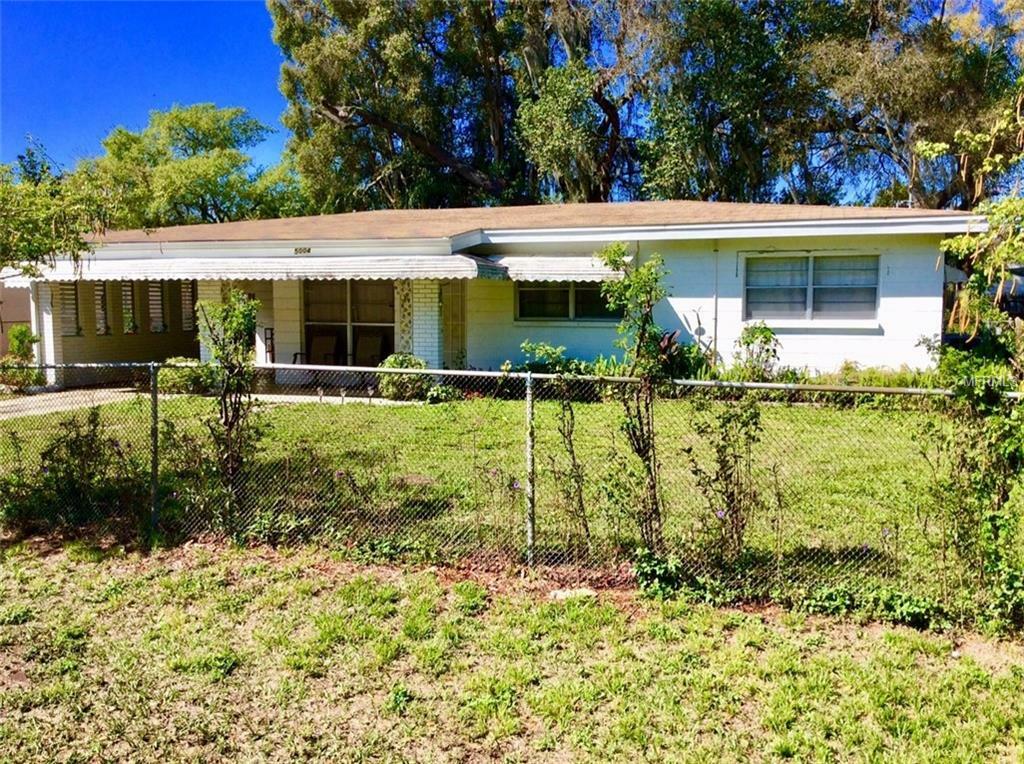 Property Photo: 5004 N Tampania Avenue FL 33614